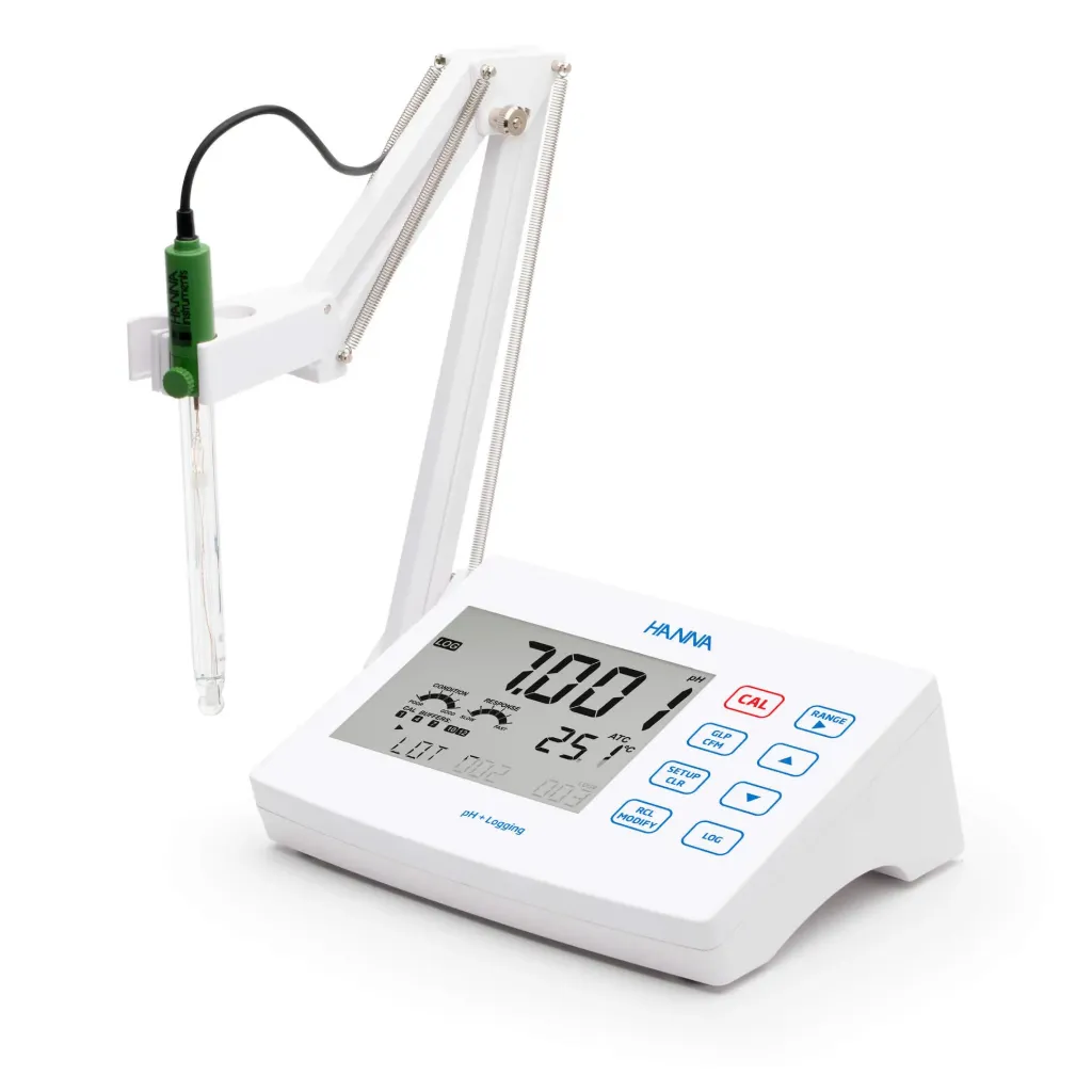[HI2621-01] Medidor de pH de mesa, c/ registro, c/electrodo, soporte para electrodo y adaptador de USB-C, 115 V