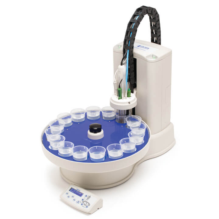 Automuestreador para titulación potenciométrica automática