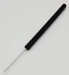 [LUZ-1664] Aguja de Disección Recta 140 mm Mango Plástico Luzeren