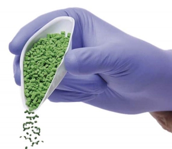 [037.05.005] Charola para pesar de ps 5ml, forma diamante 100/paq. Isolab